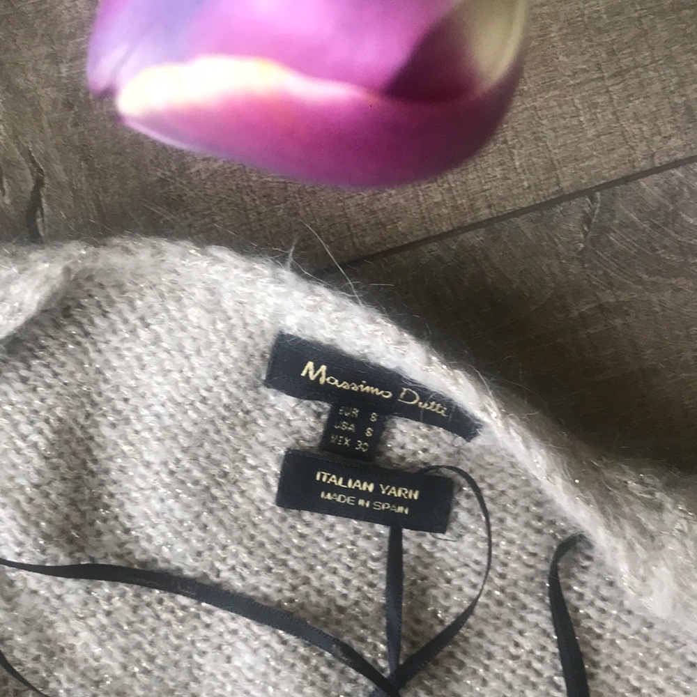 Sweater - Picture 3 of 5
